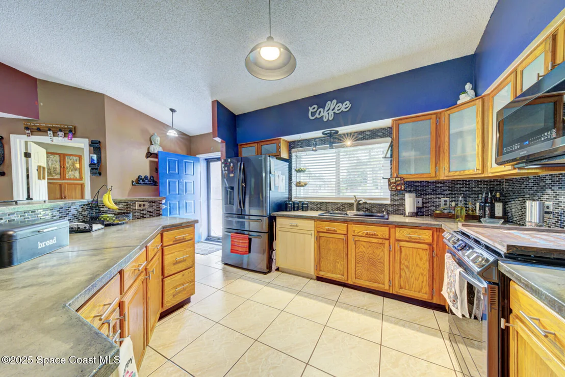 Photo of 5370 Holden Road