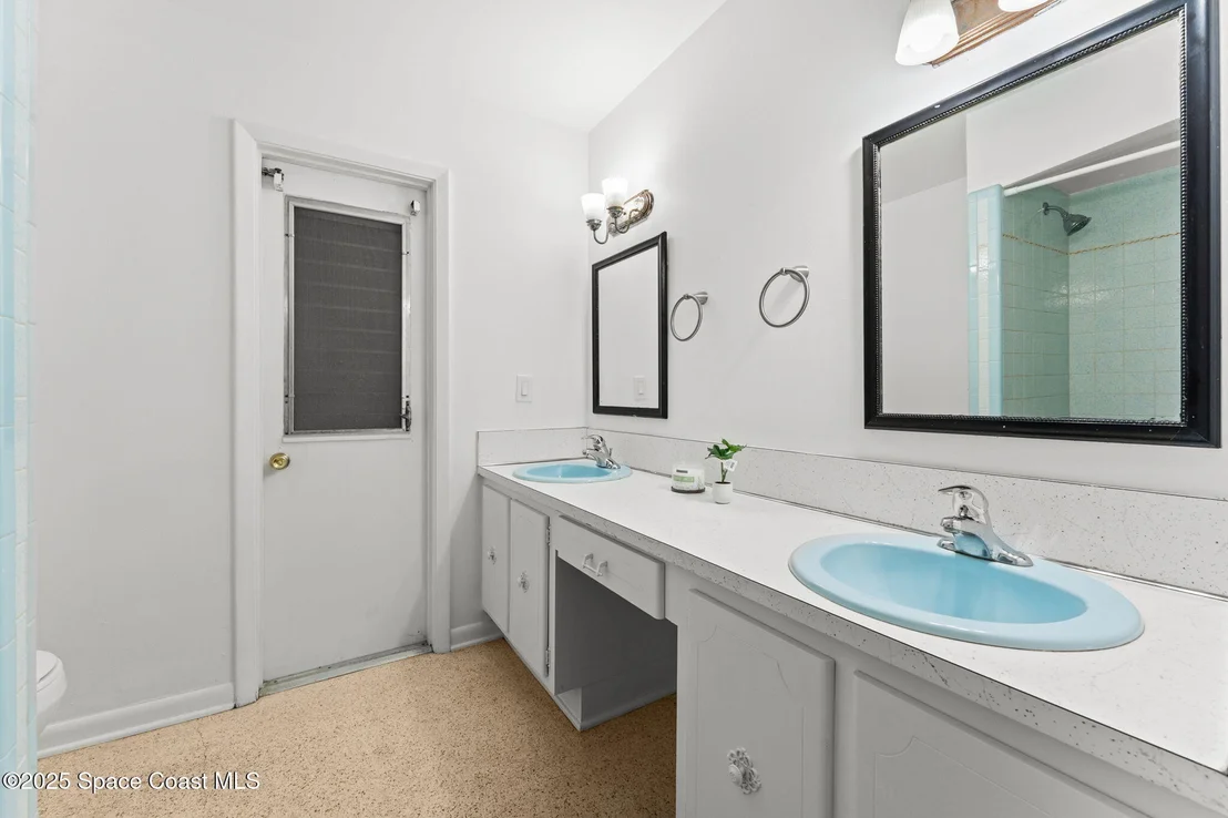 Photo of 215 Southgate Boulevard