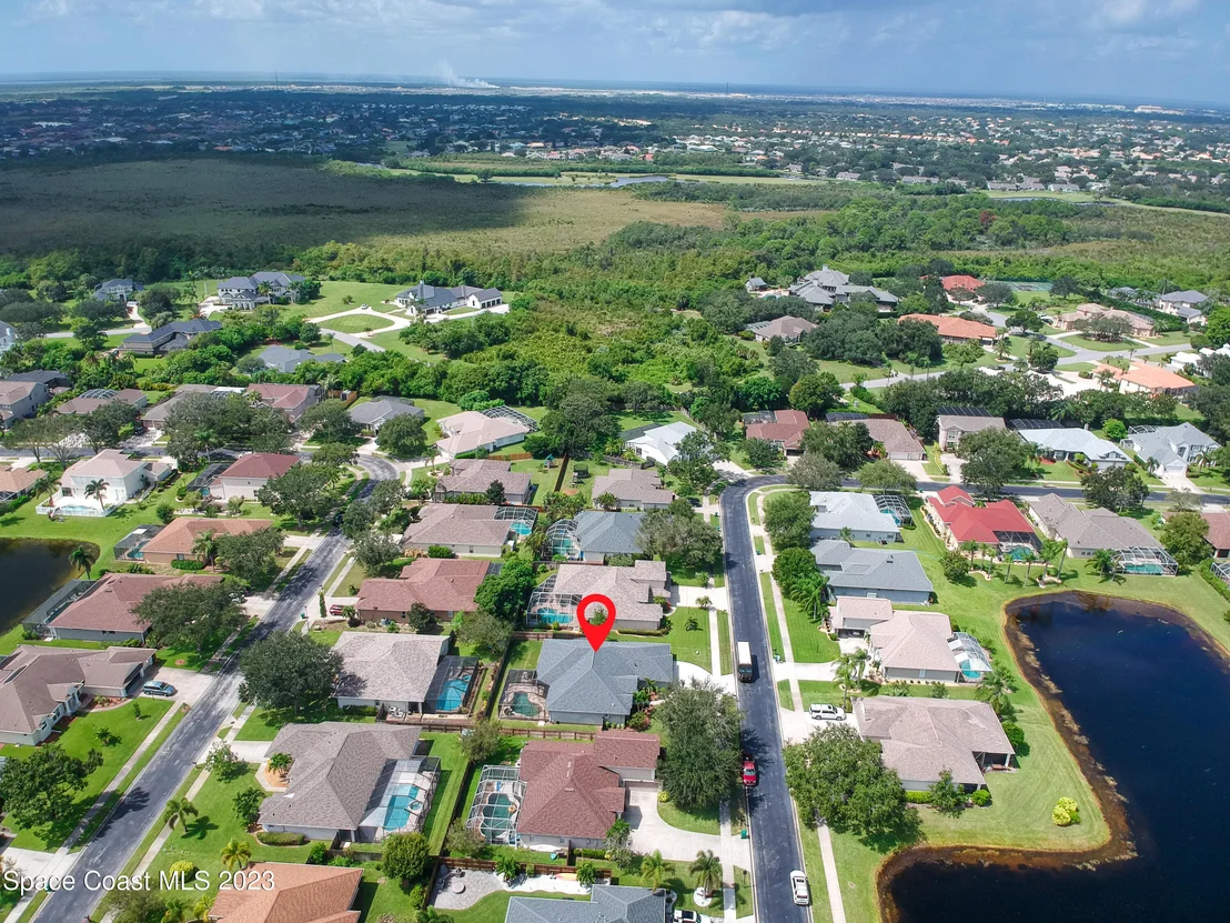Photo of 6147 Arlington Circle
