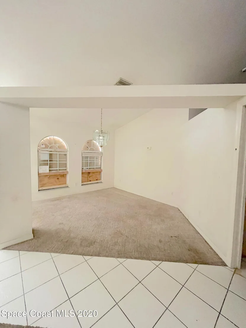 Photo of 1200 Buffing Circle SE
