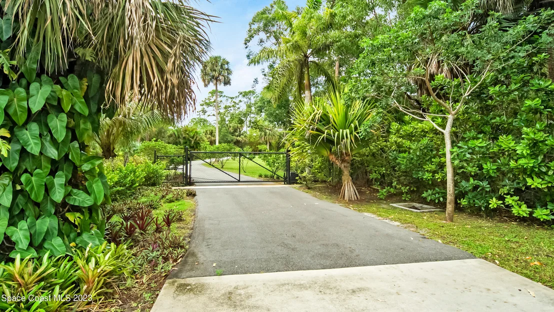 Photo of 4115 Grant Road