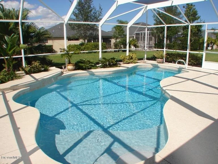Photo of 6874 Renshaw Drive