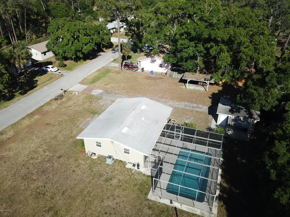 Photo of 1053 Bernice Road