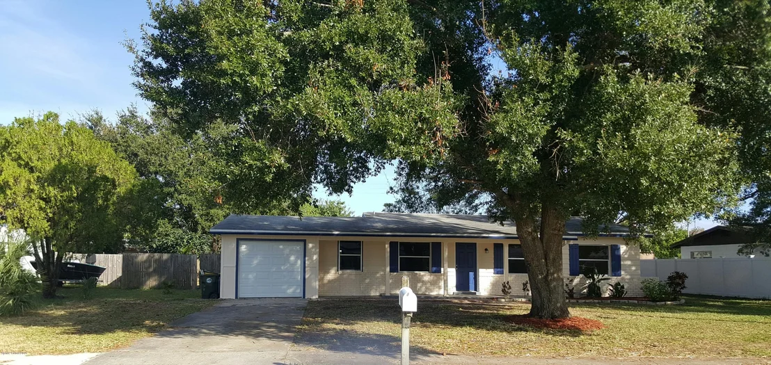 Photo of 984 Kings Post Road