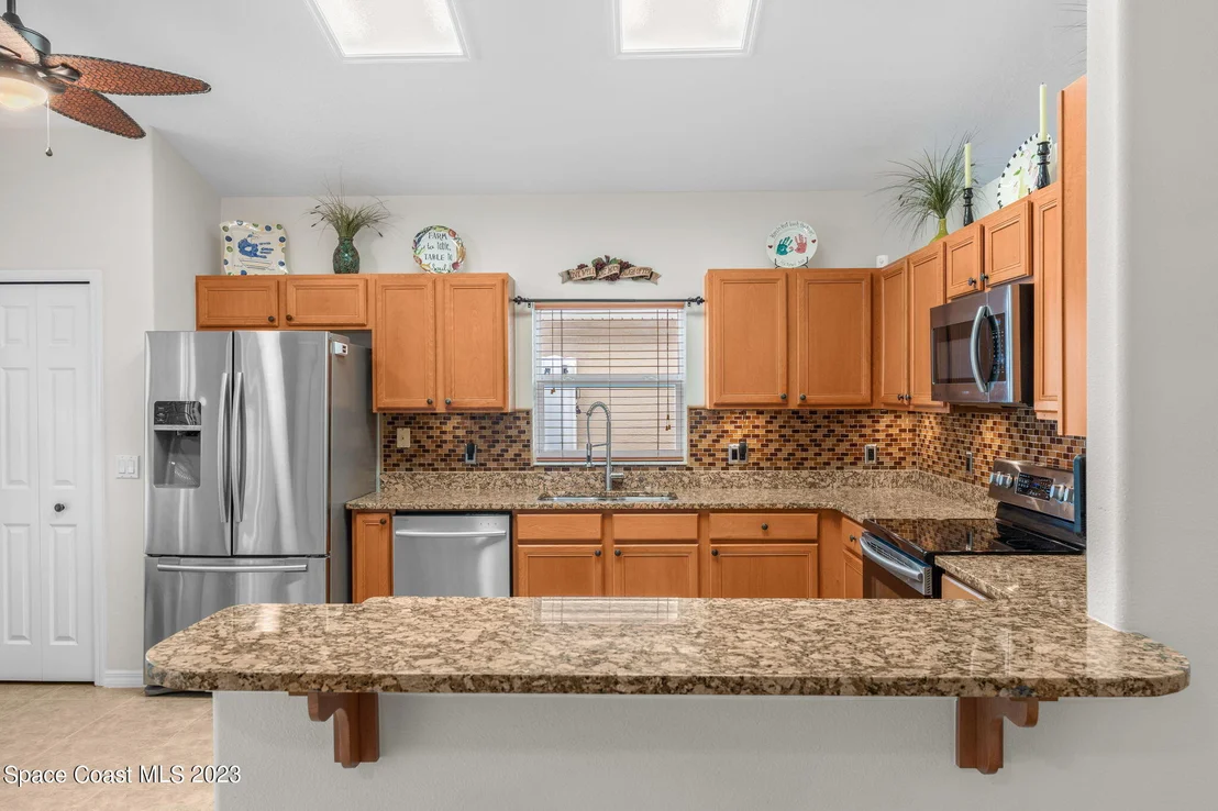 Photo of 2060 Stratford Pointe Drive