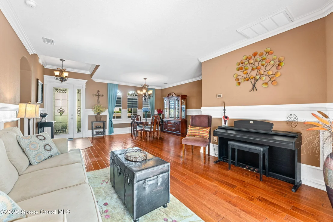 Photo of 1747 Croghan Drive