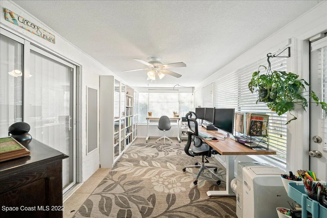 Photo of 1300 Cindy Circle NE