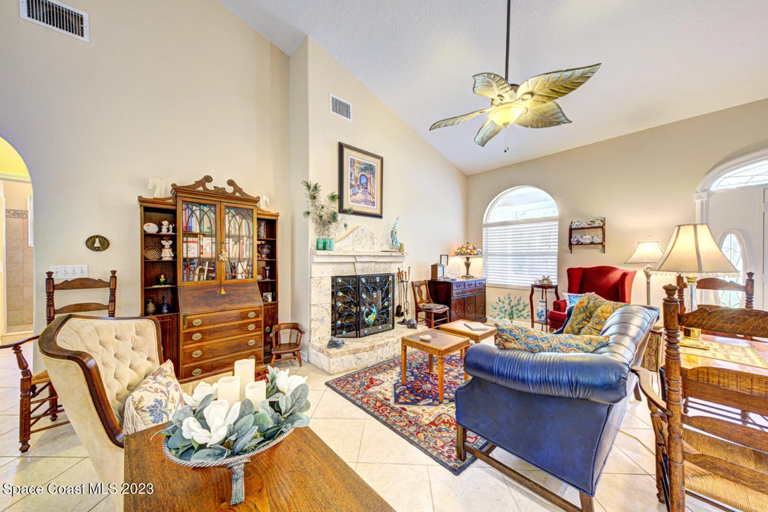Photo of 3333 Aloha Lane