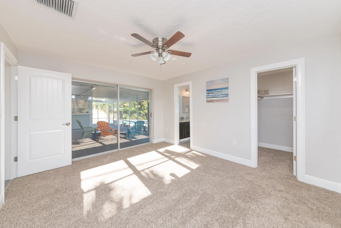 Photo of 405 Cardinal Drive