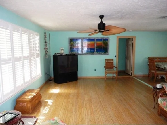 Photo of 748 Palm