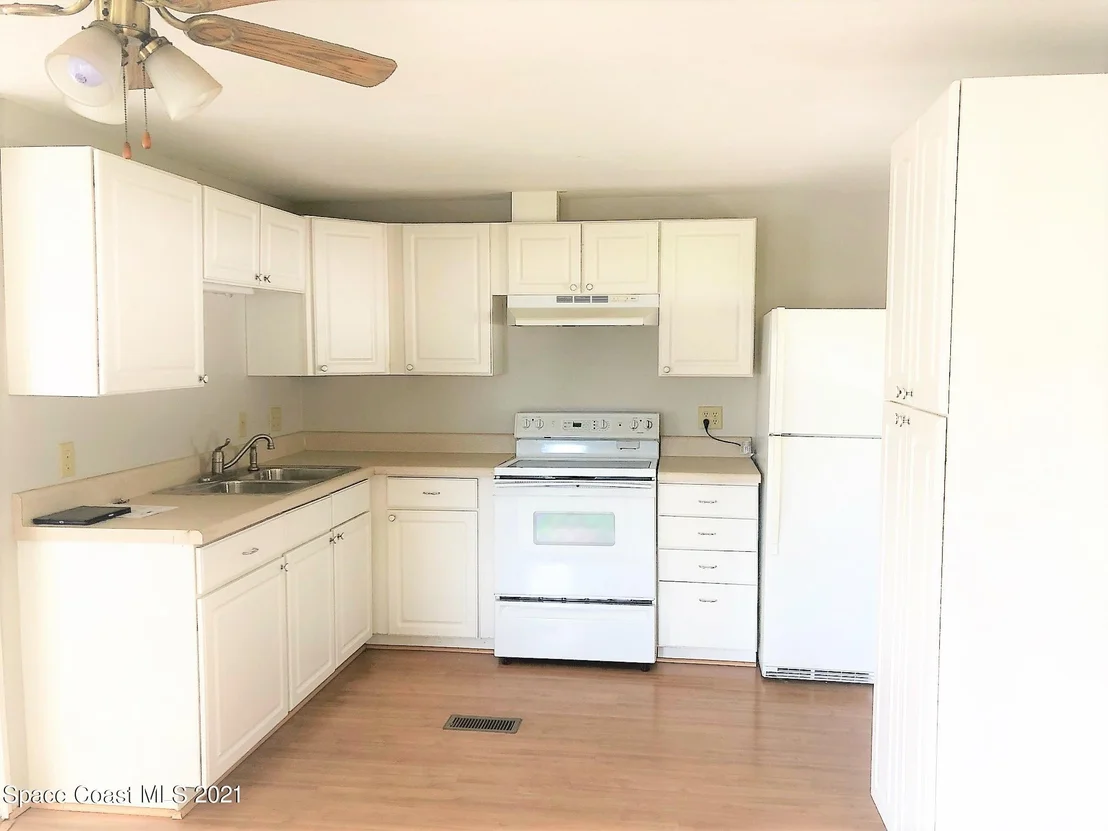 Photo of 504 Ruth Circle