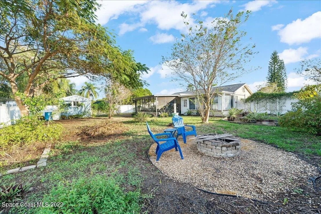 Photo of 1300 Cindy Circle NE
