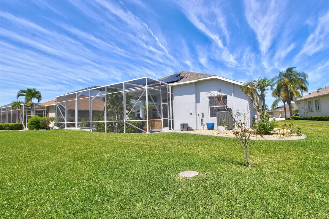 Photo of 1210 Starling Way