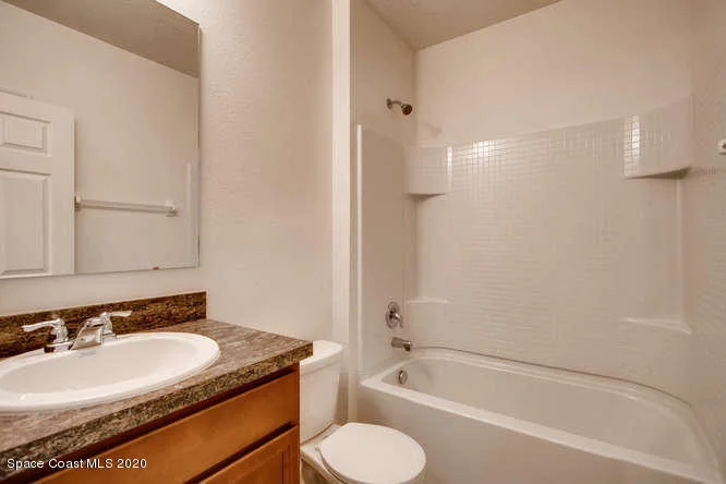 Photo of 3292 Indian River Parkway