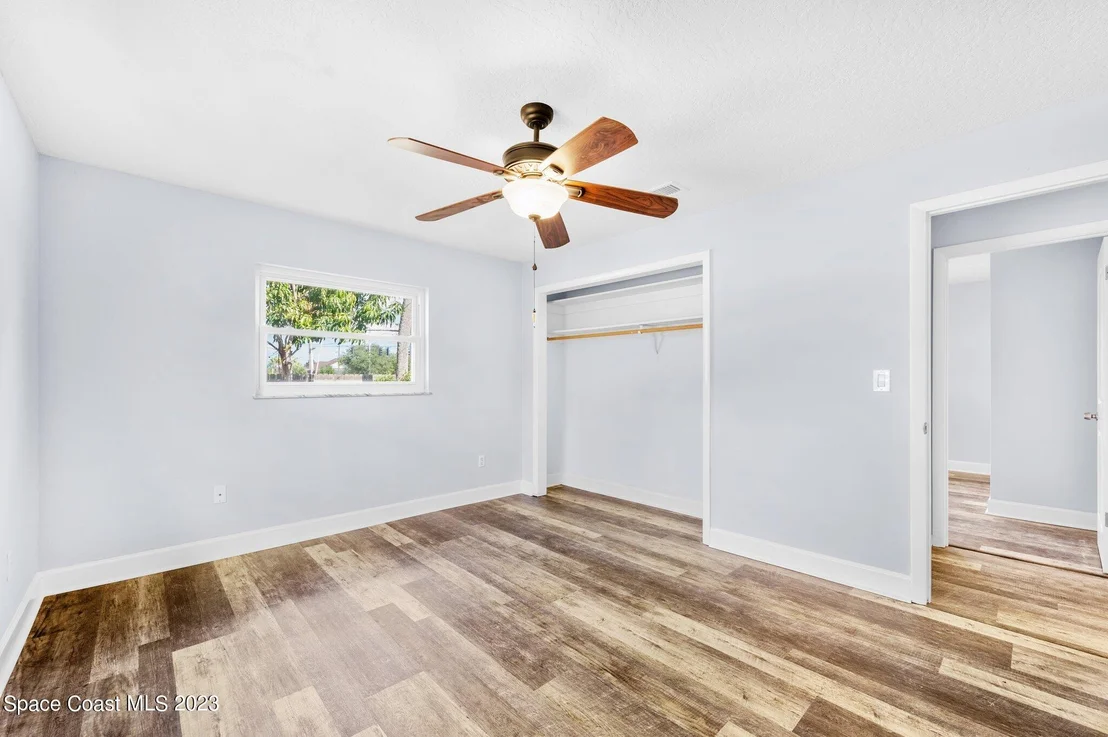 Photo of 3030 Hield Road