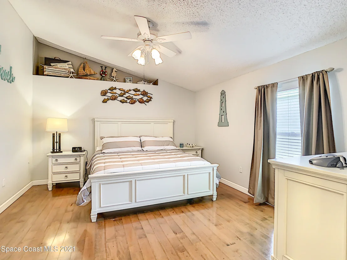 Photo of 4087 Four Lakes Drive
