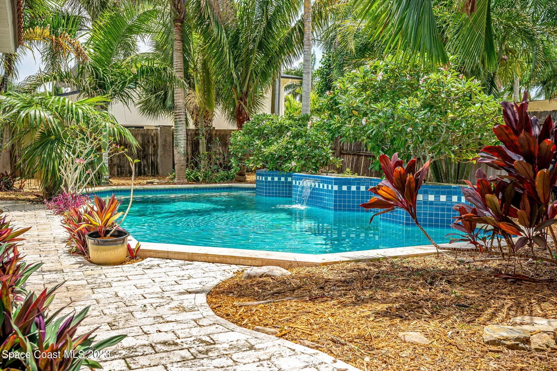 Photo of 301 Miami Avenue