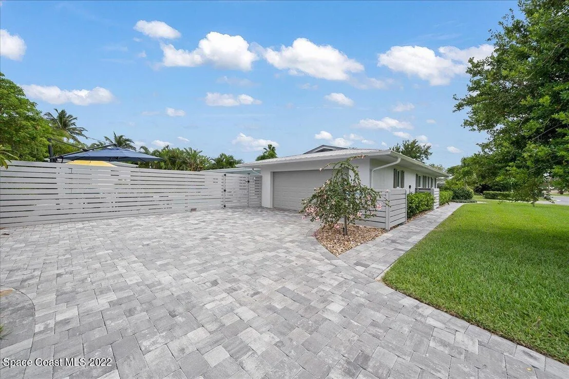 Photo of 222 Surf Road