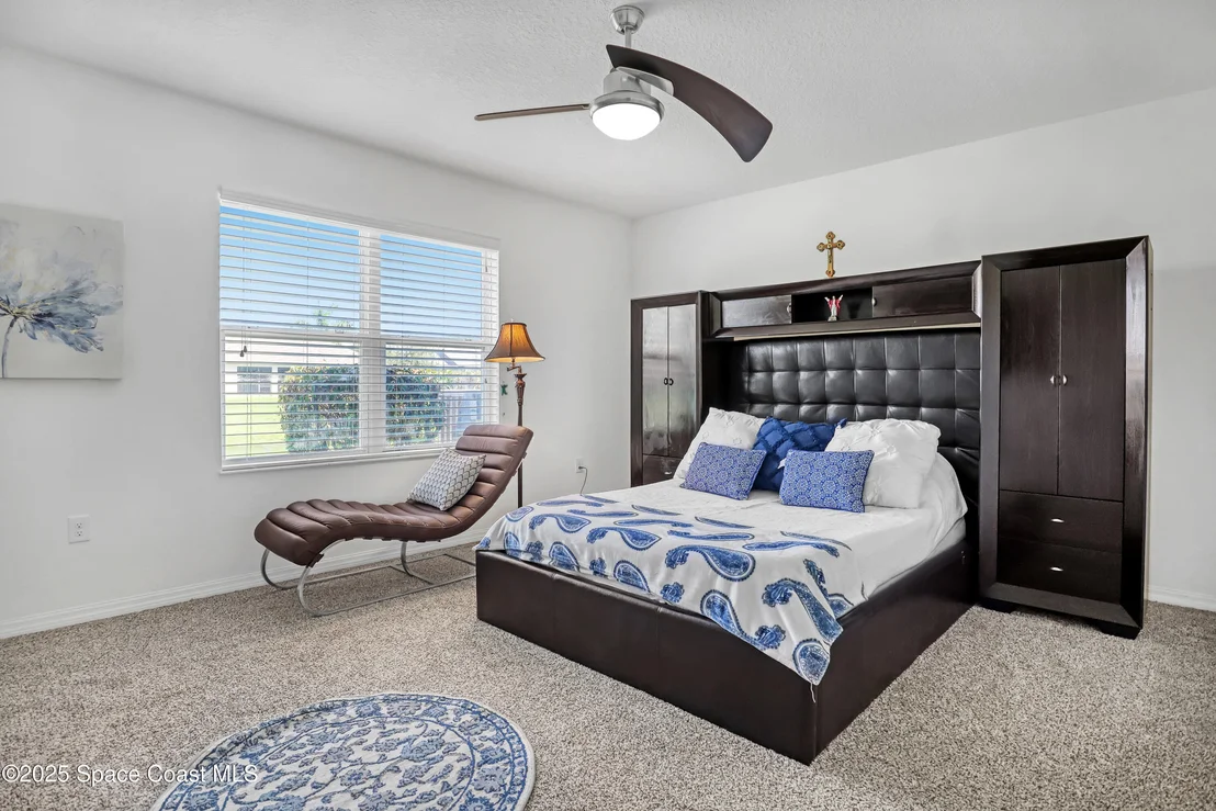Photo of 1121 Morgan Circle NE
