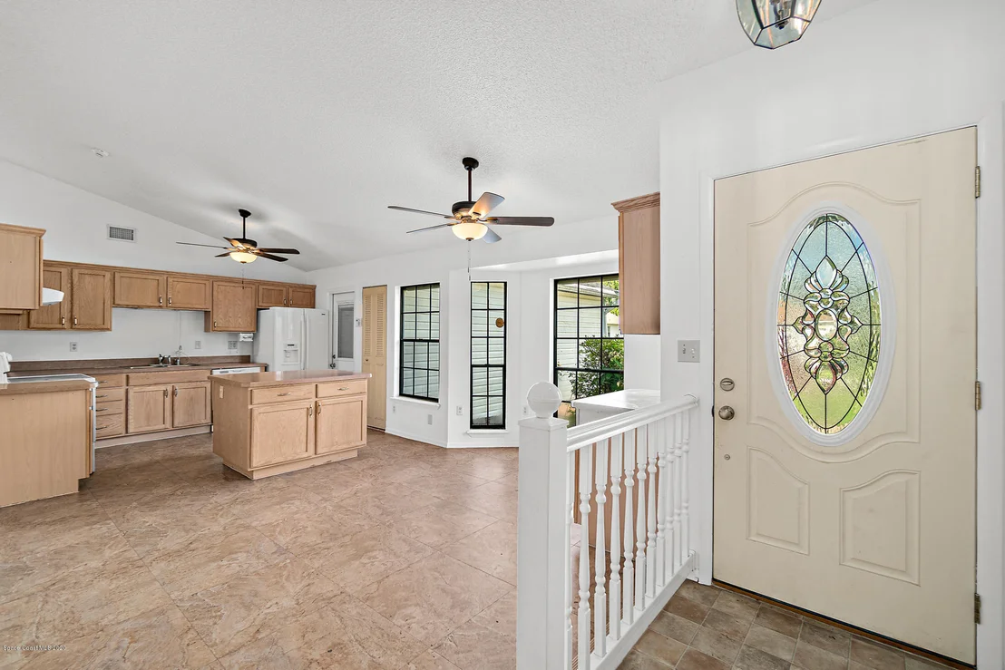 Photo of 6387 Cable Avenue