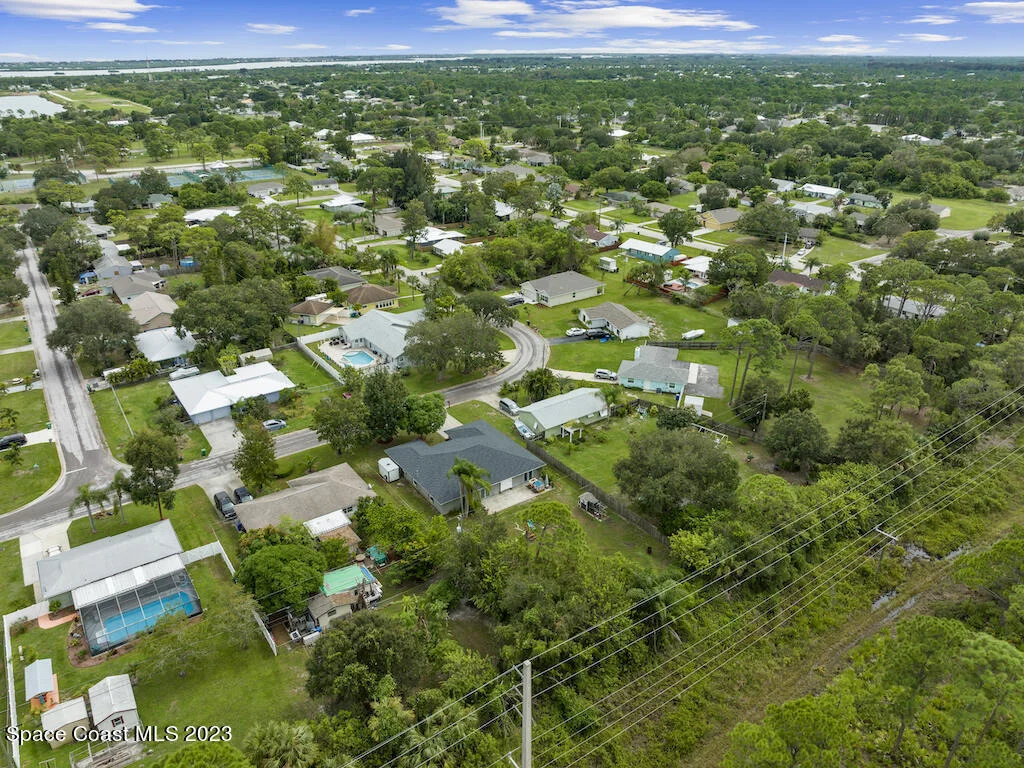 Photo of 121 Harris Drive