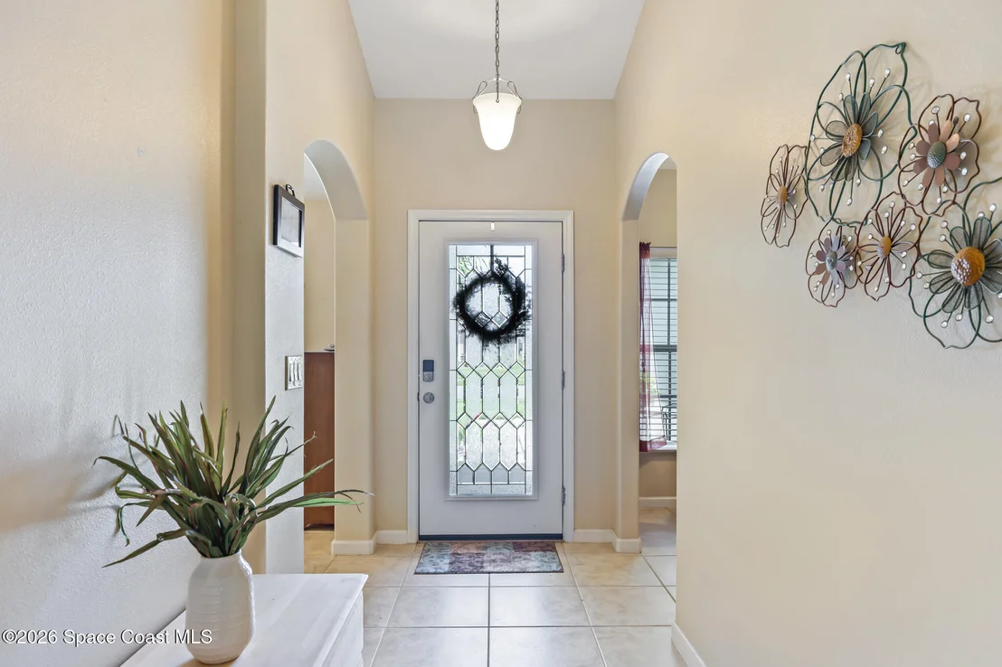 Photo of 1465 Litchfield Drive