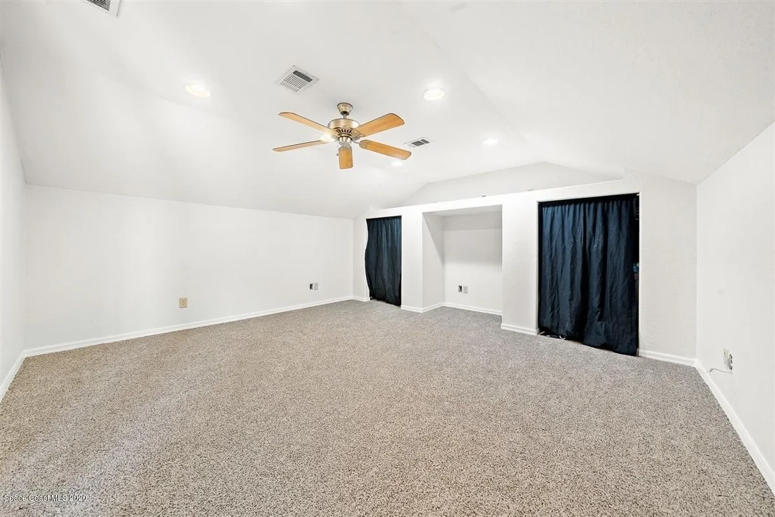 Photo of 4901 Evinrude Road