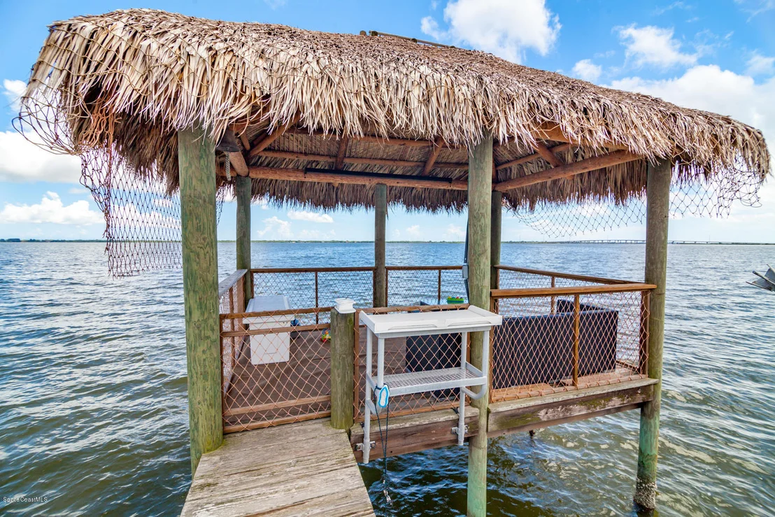 Photo of 3745 Indian River Drive N
