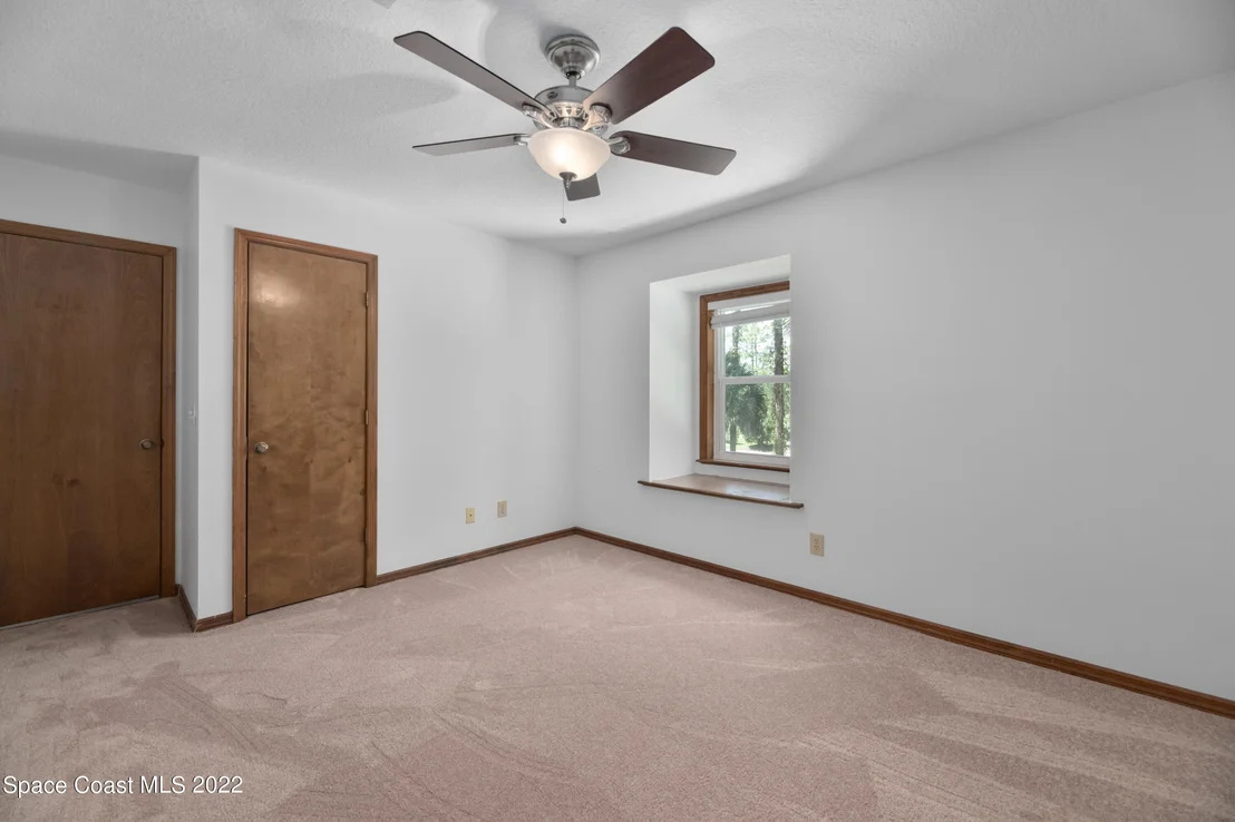 Photo of 3925 Milwaukee Avenue