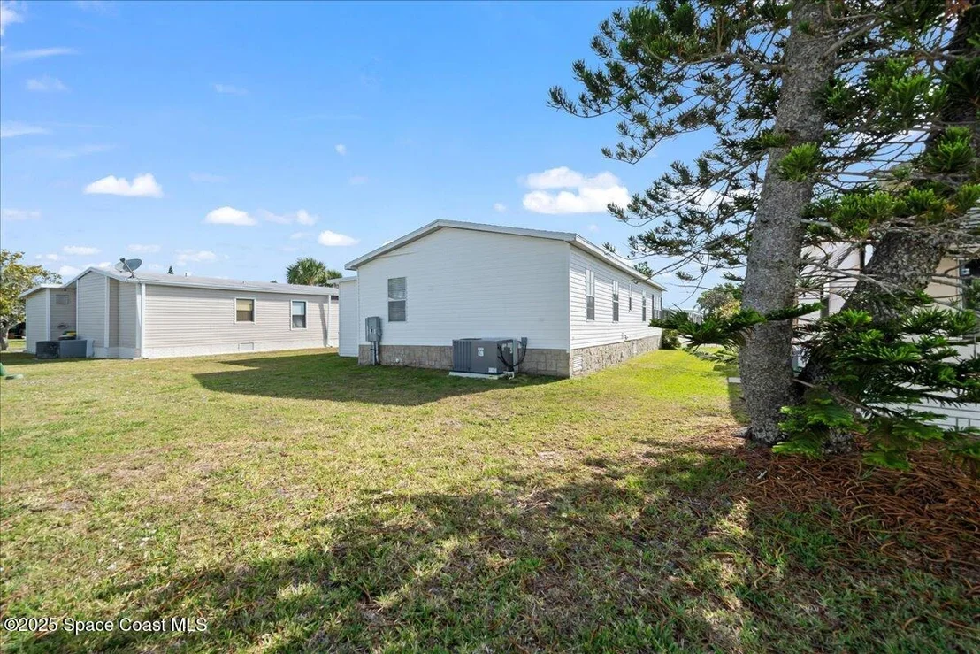 Photo of 641 Hyacinth Circle