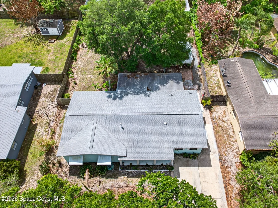 Photo of 2737 Cherbourg Road
