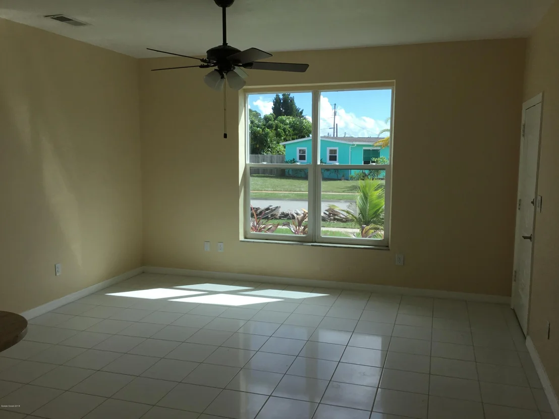 Photo of 2925 Garden Terrace NE