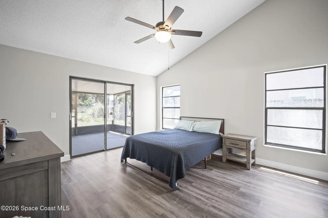 Photo of 894 Jamestown Drive