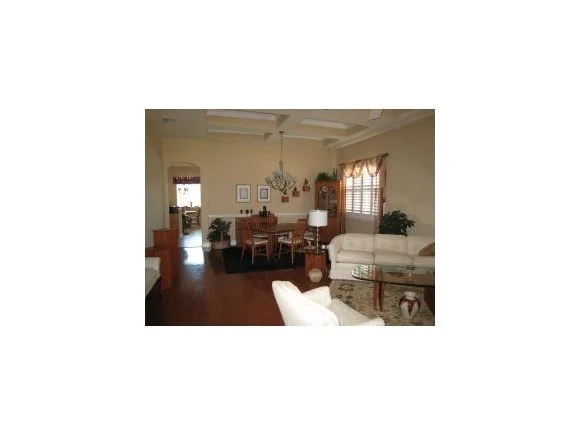 Photo of 1332 Vestavia
