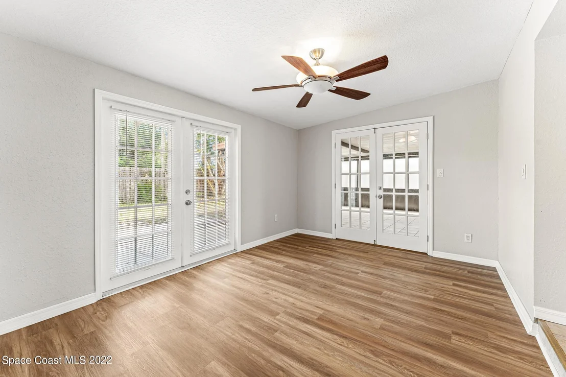 Photo of 2558 Sadler Lane