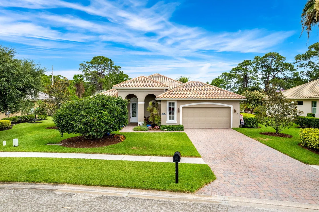 Photo of 7663 Fieldstone Ranch Square