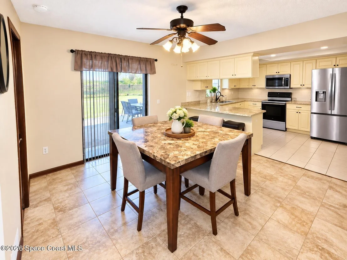 Photo of 822 Berkshire Drive