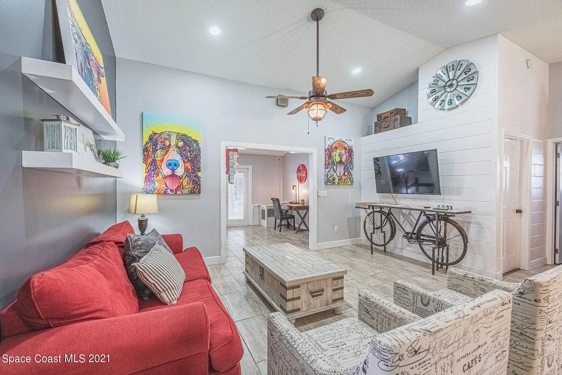 Photo of 535 Vine Street