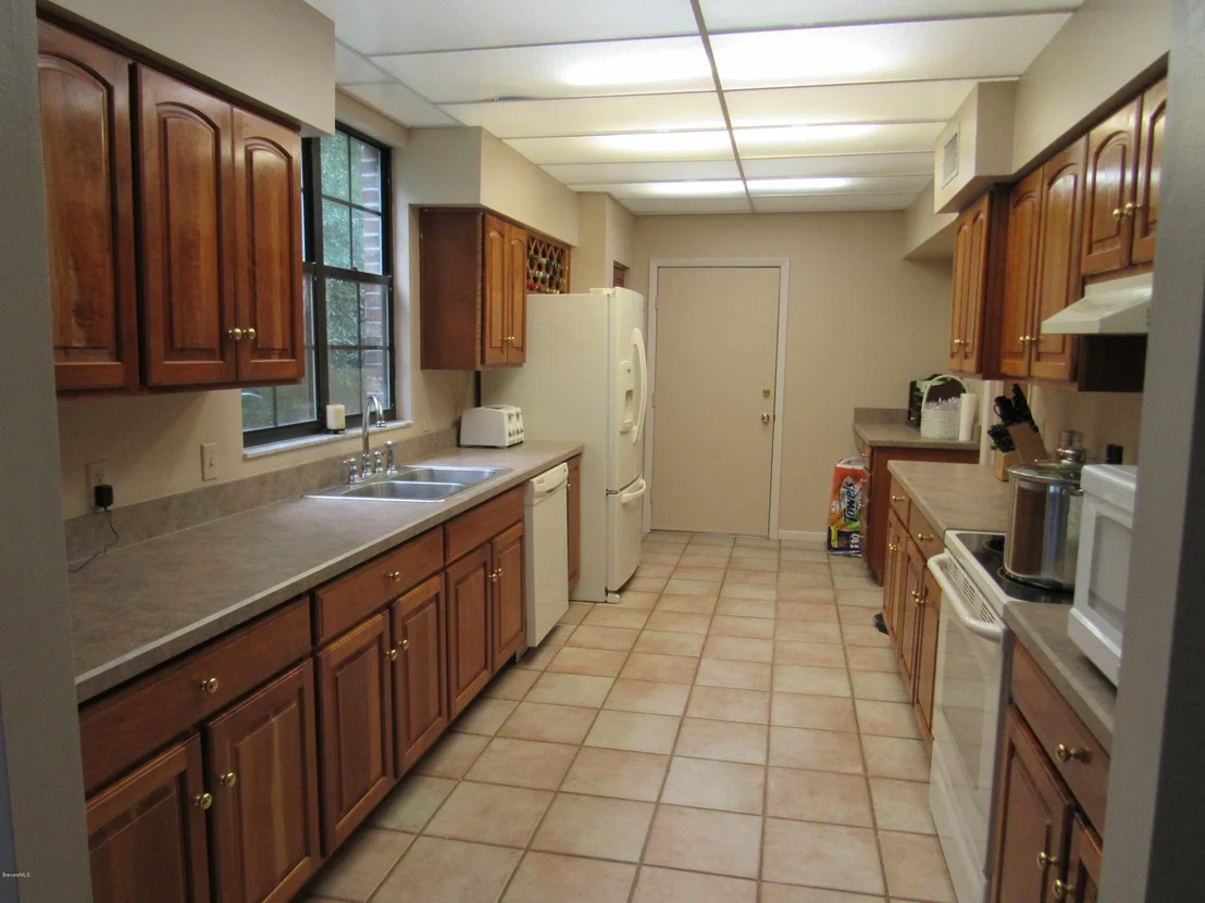 Photo of 1760 Ford Road