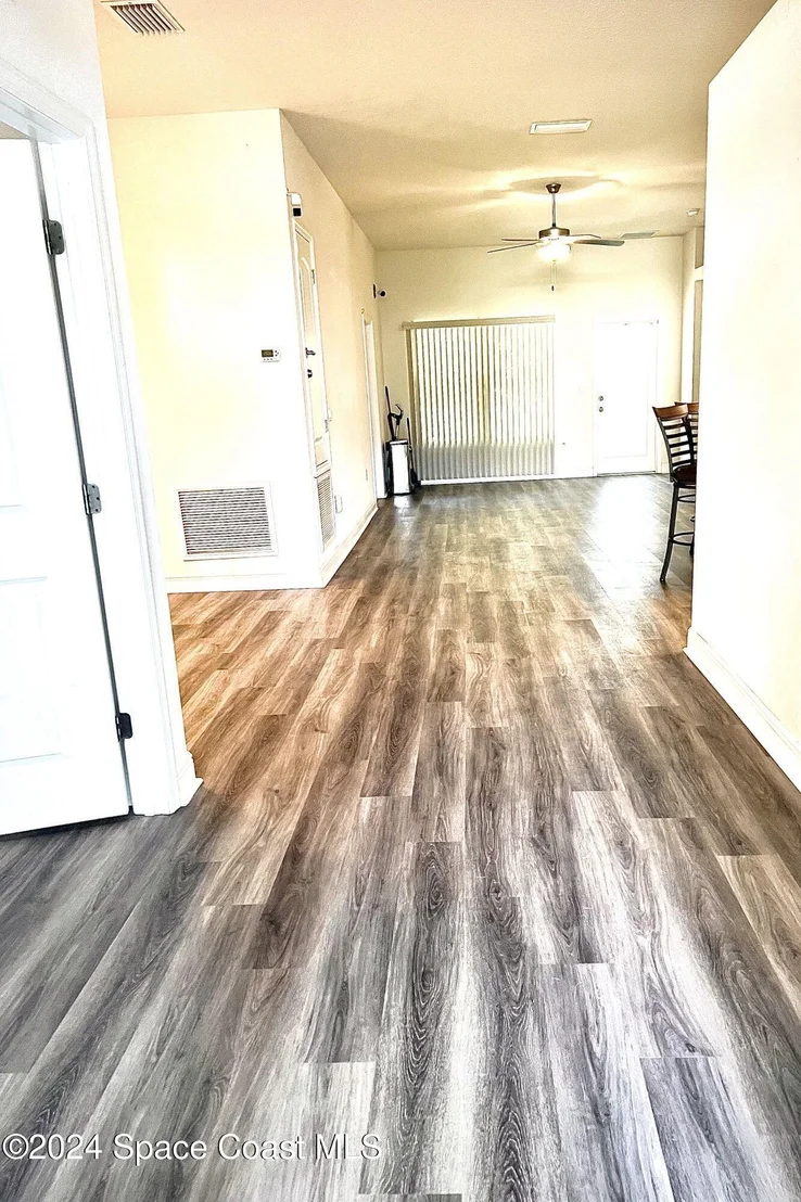 Photo of 596 Mason