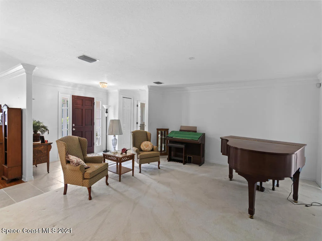 Photo of 2770 Weber Road