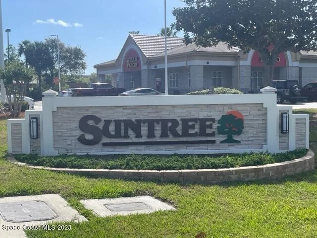 Photo of 537 Crystal Lake Drive