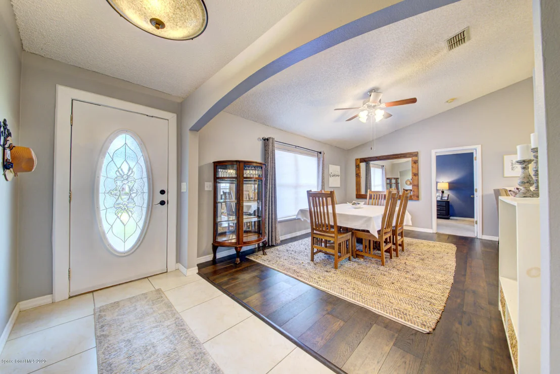 Photo of 2380 High Ridge Road