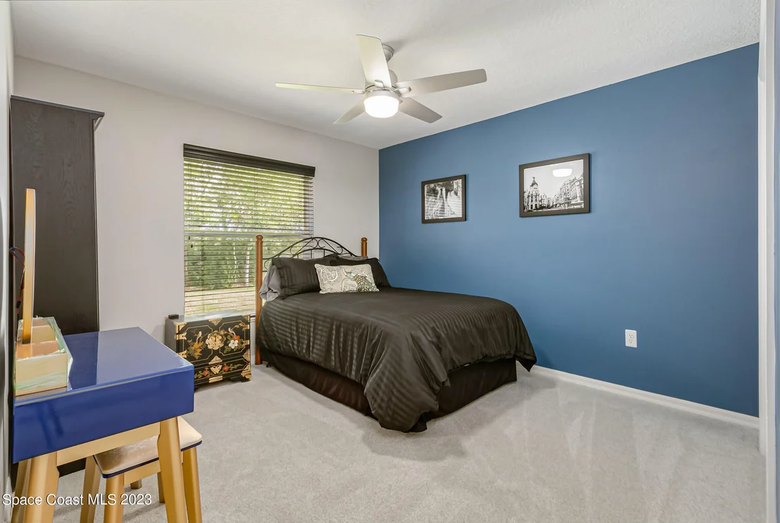 Photo of 4363 Long Lake Road