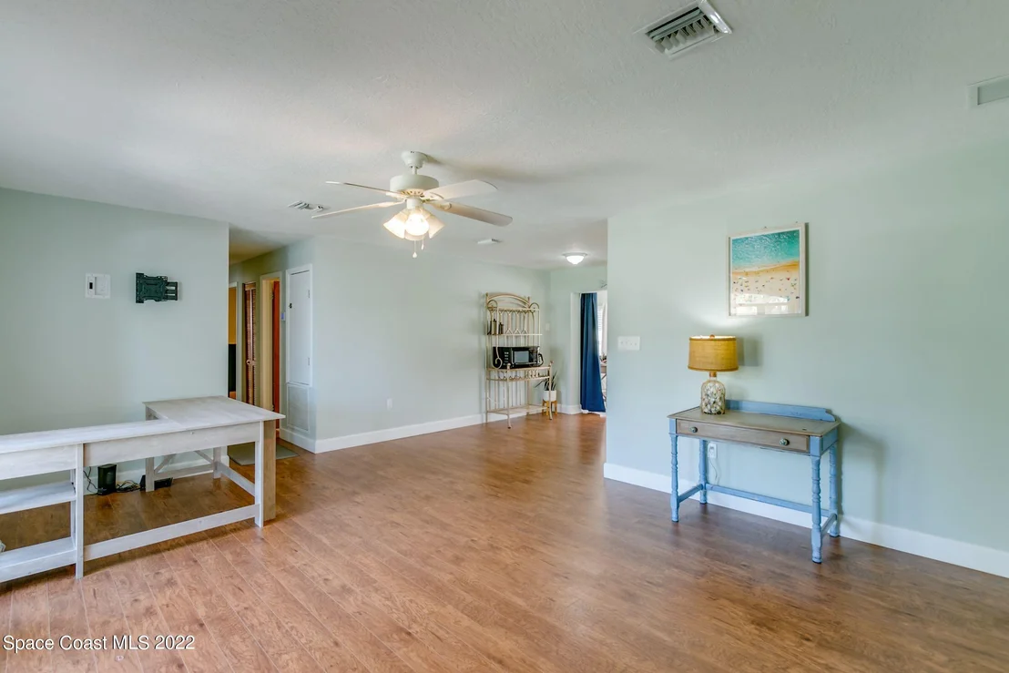 Photo of 1597 Mulberry Lane