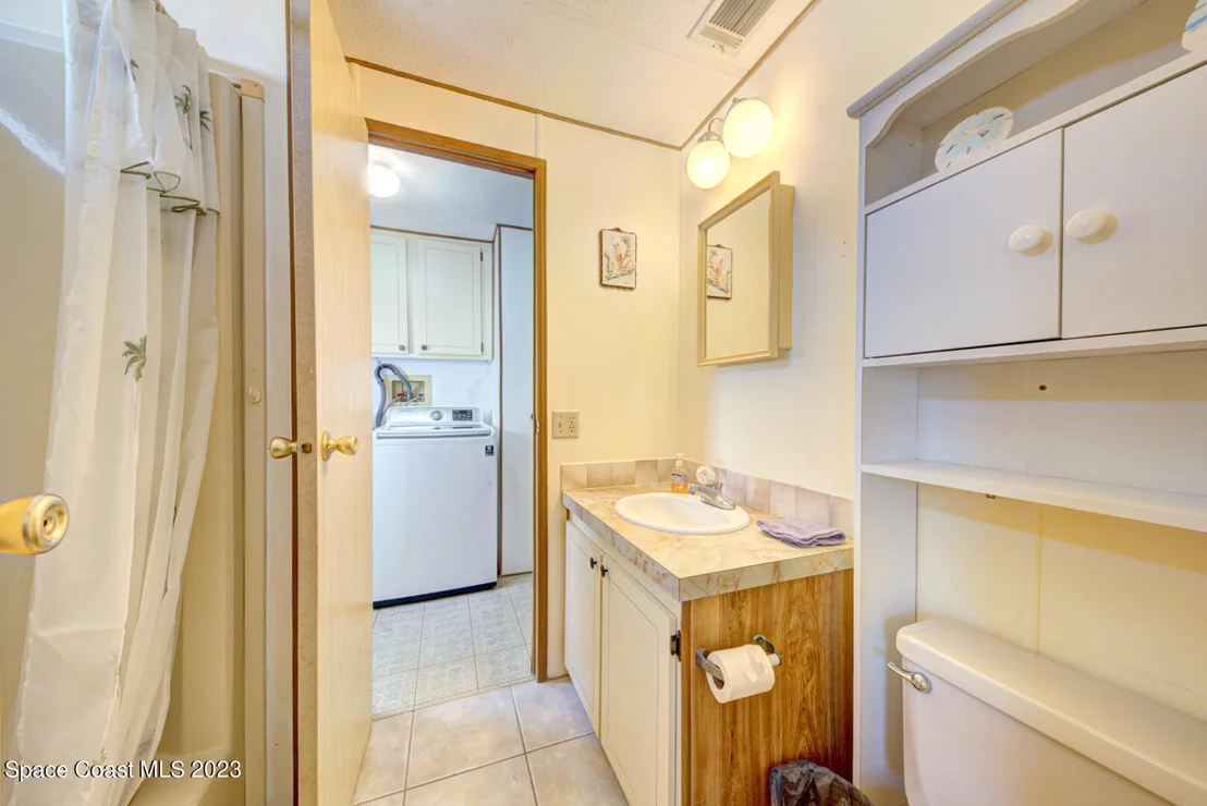 Photo of 5351 Bannock Street