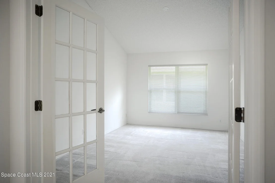 Photo of 3944 Saint Armens Circle