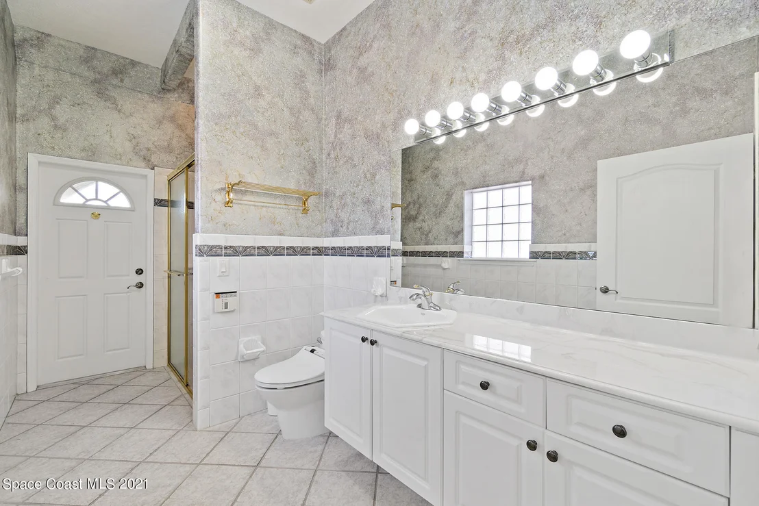 Photo of 502 Topsail Drive