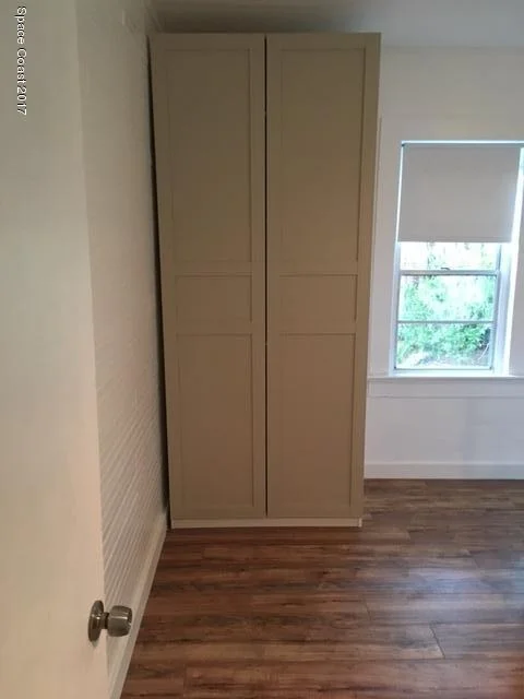 Photo of 801 Line Street