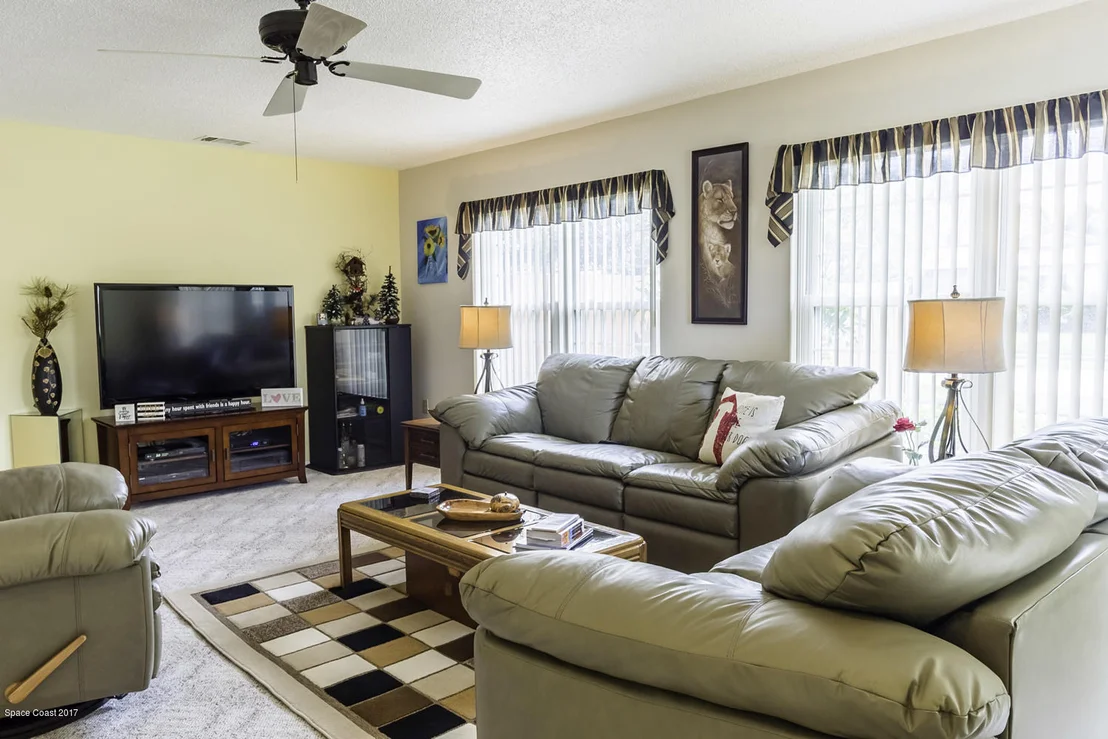 Photo of 2760 Kensington Road